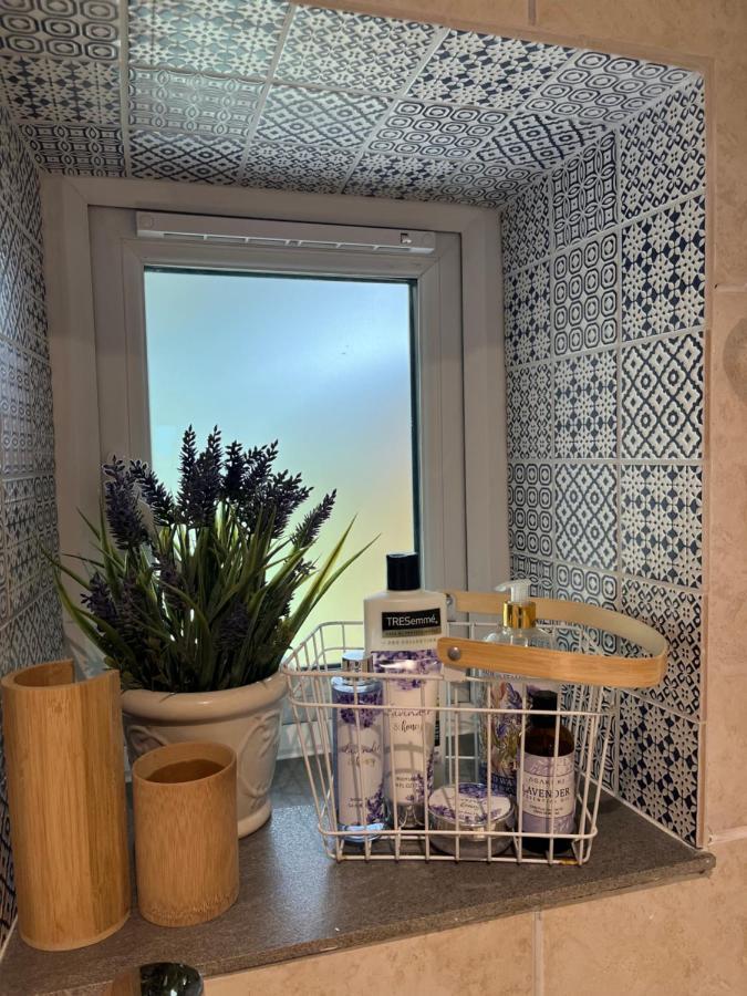 Apartamento Lavender Den Londres Exterior foto